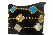 Load image into Gallery viewer, Clover Bracelet