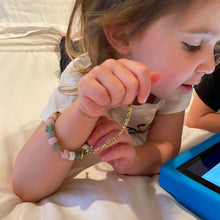 Load image into Gallery viewer, Kids Big Rainbow Bead Bracelet